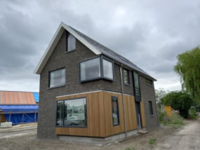 Reeds gebouwde Hulst woning